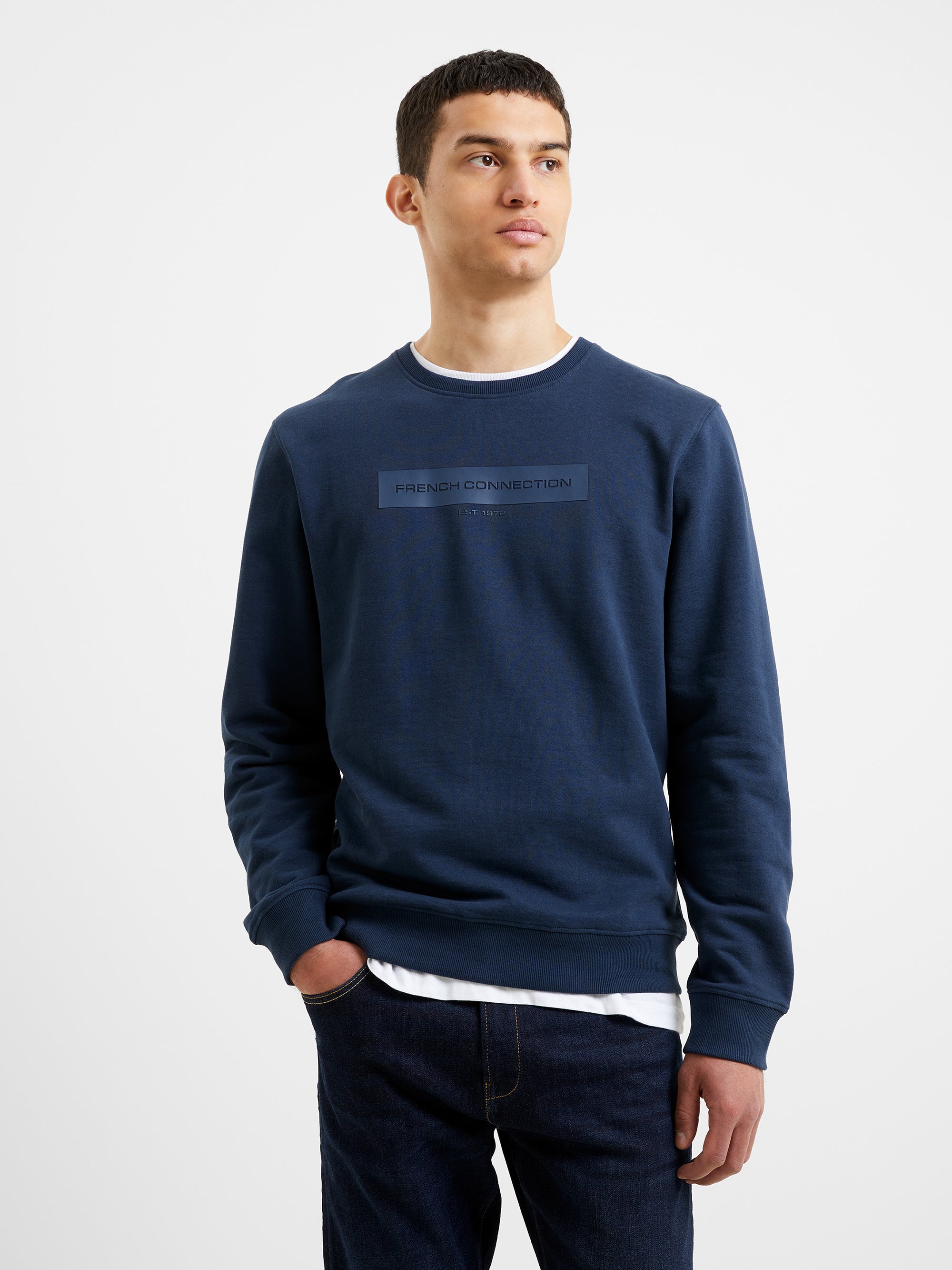 Jersey Blockdown de Cuello Redondo - Estilo Moderno y Cálido para Invierno