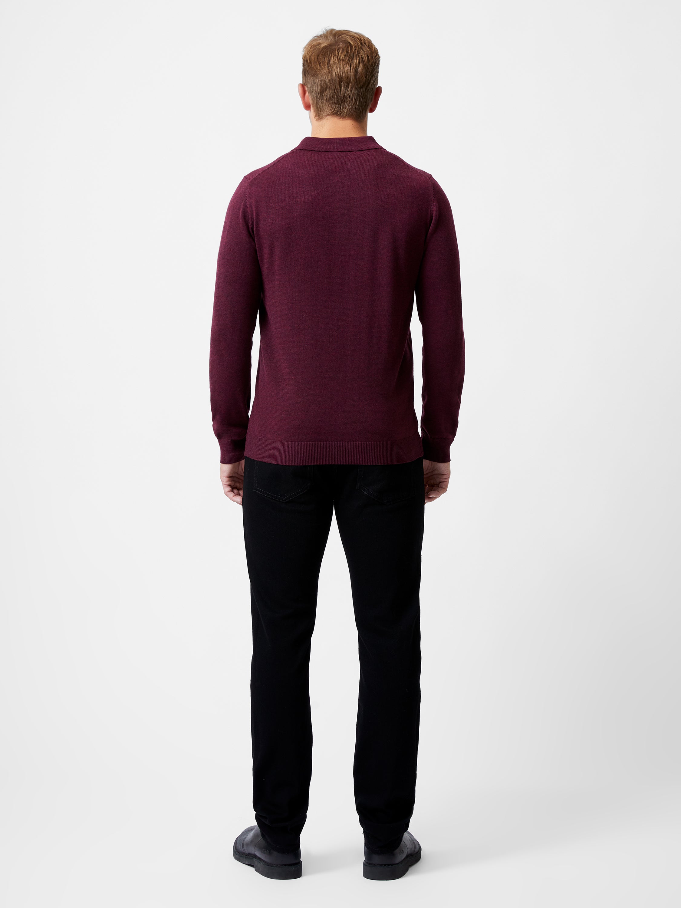Camiseta Polo Tejida con Tres Botones - Cuello Clásico y Ajuste Moderno