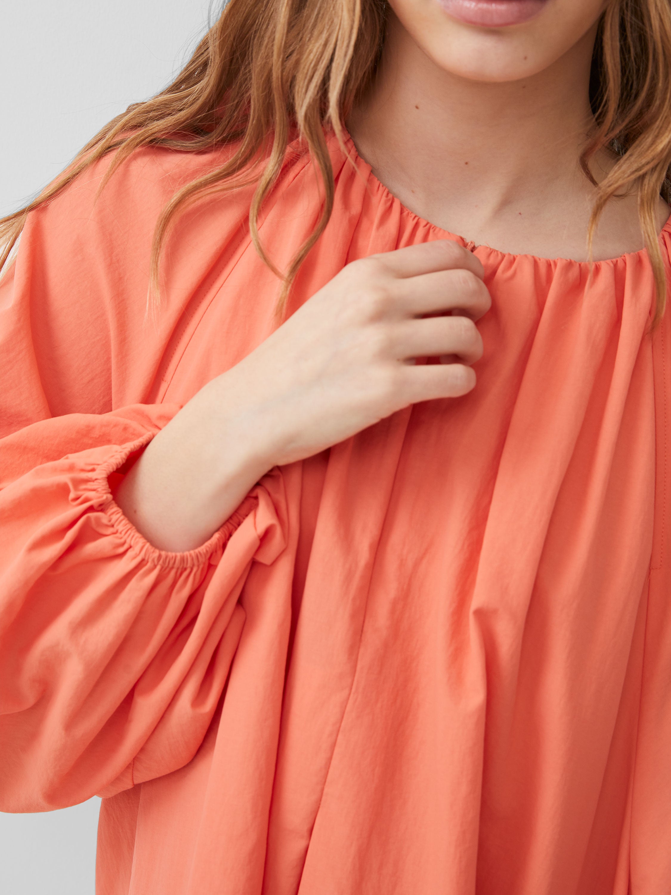 Vestido Alora con Cremallera Elegante - Diseño Moderno para Ocasiones Especiales | Talla Única en Tejido Transpirable | Moda Primavera-Verano 2024