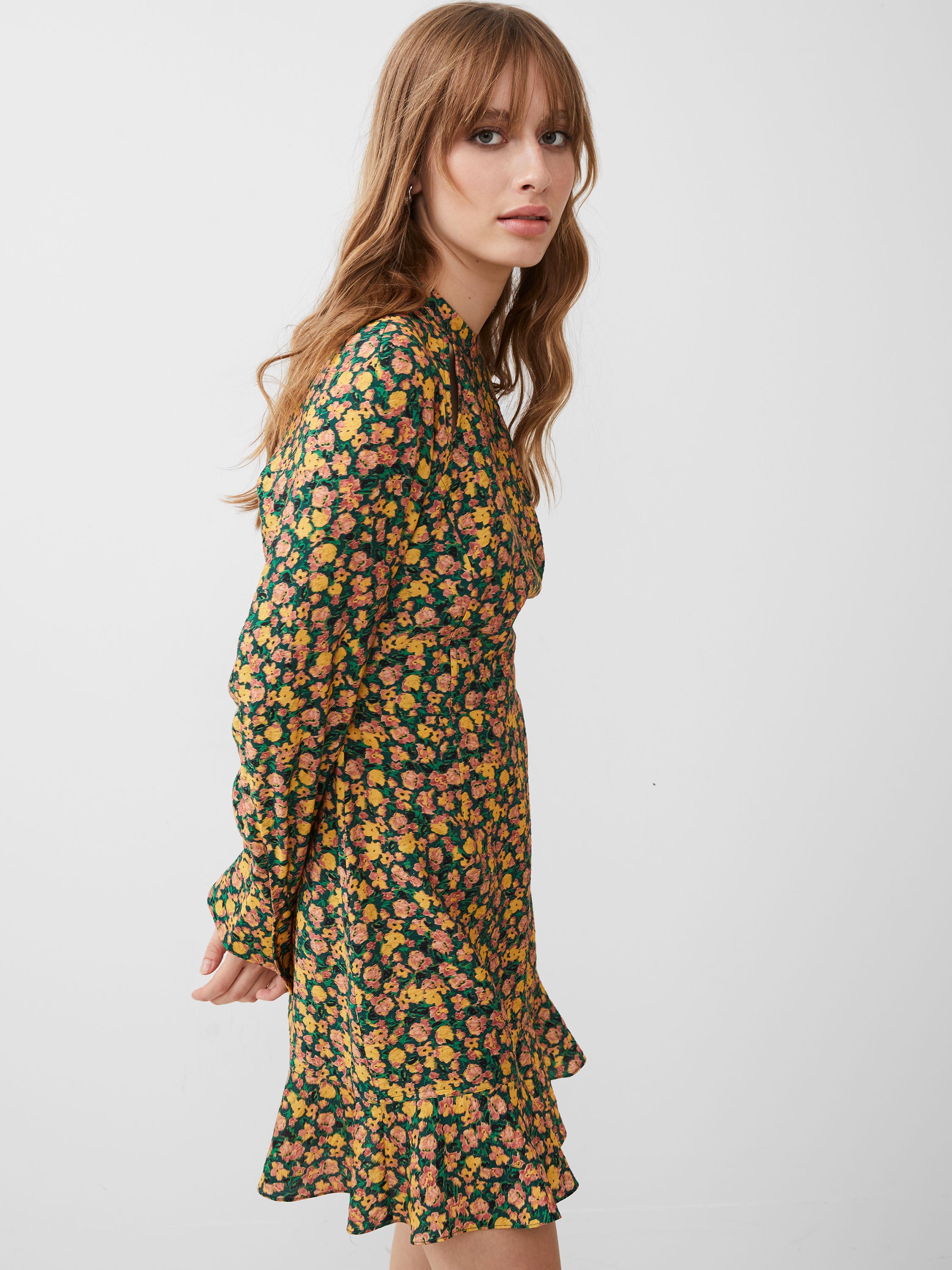 Vestido Corto con Detalle de Relieve - Colección Otoño Aleezia Flavia