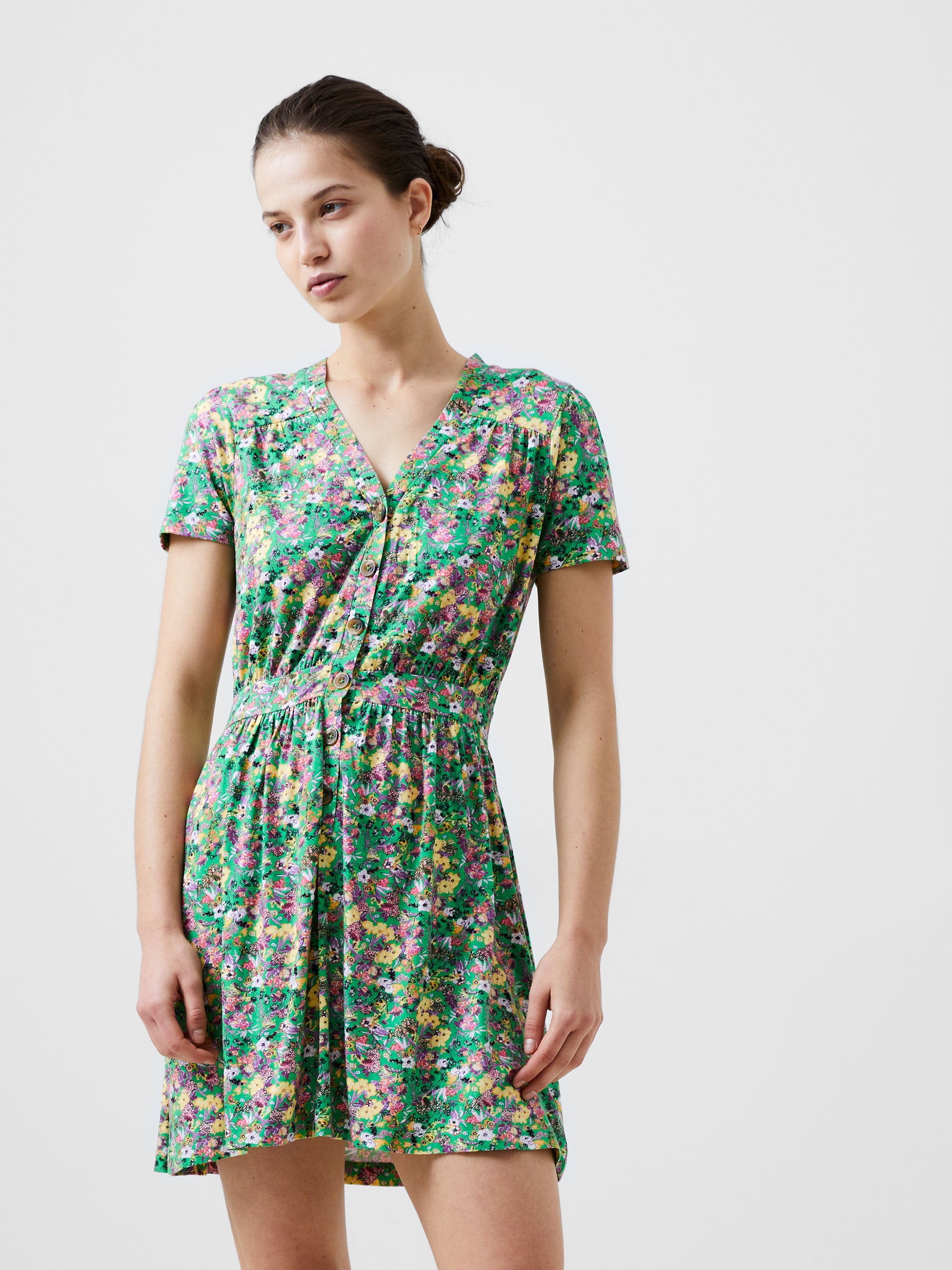 Vestido Corto Blossom con Detalle en Escote V - Estilo Moderno y Fresco