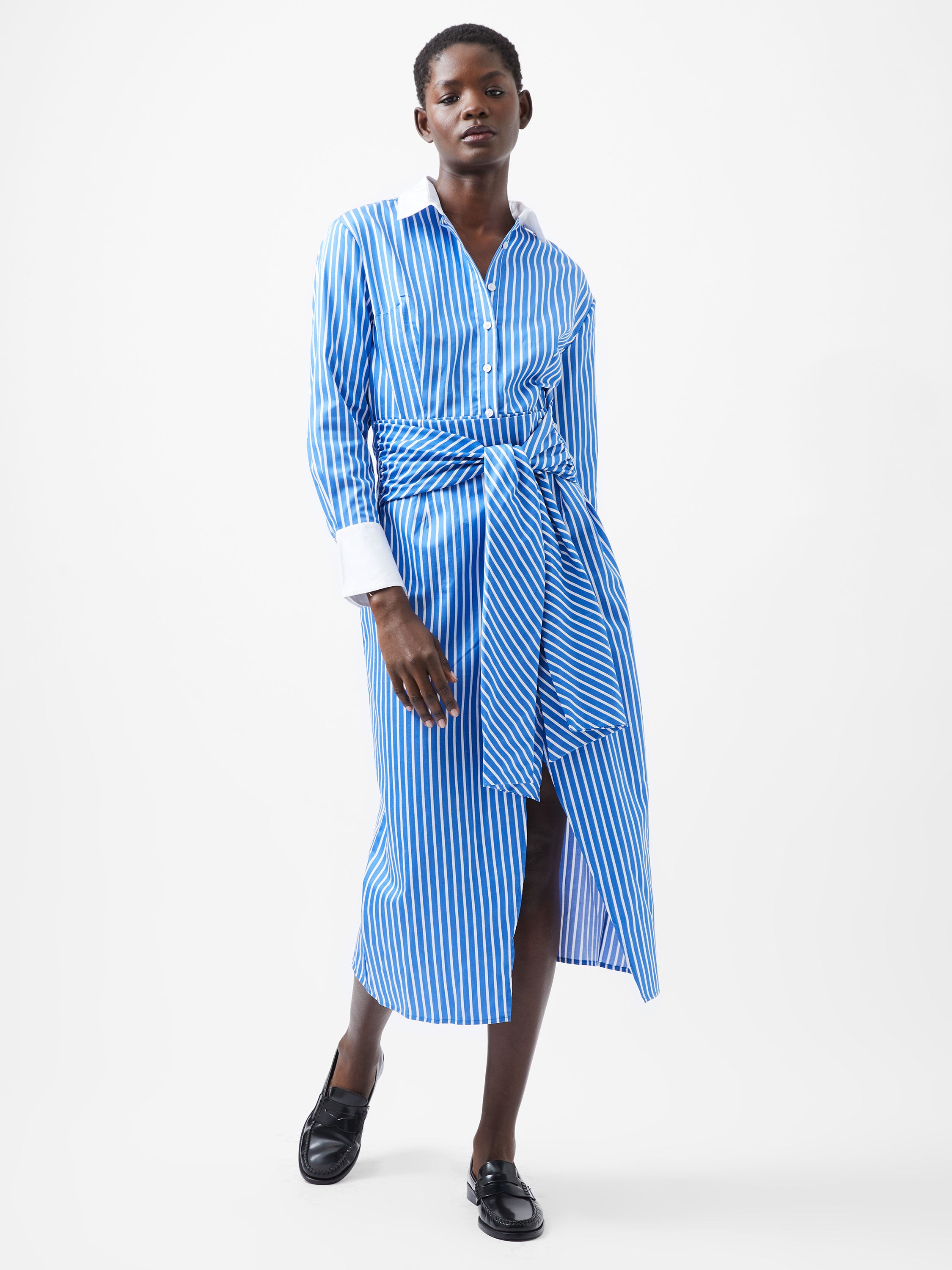 Vestido-Camisa Alexis - Diseño Versátil con Corte Contemporáneo