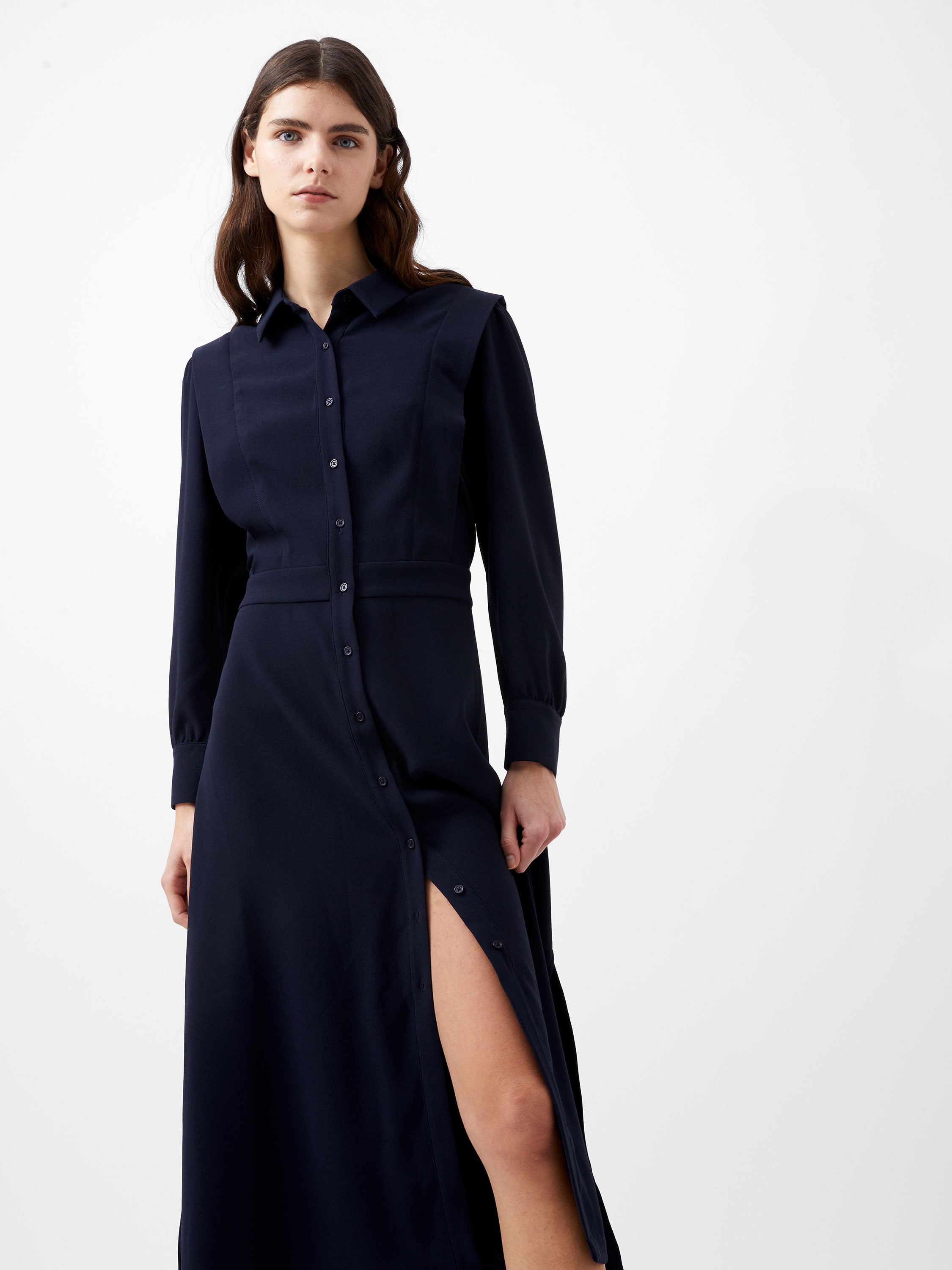 Vestido Largo Brina en Crepe con Detalle de Botones Delanteros