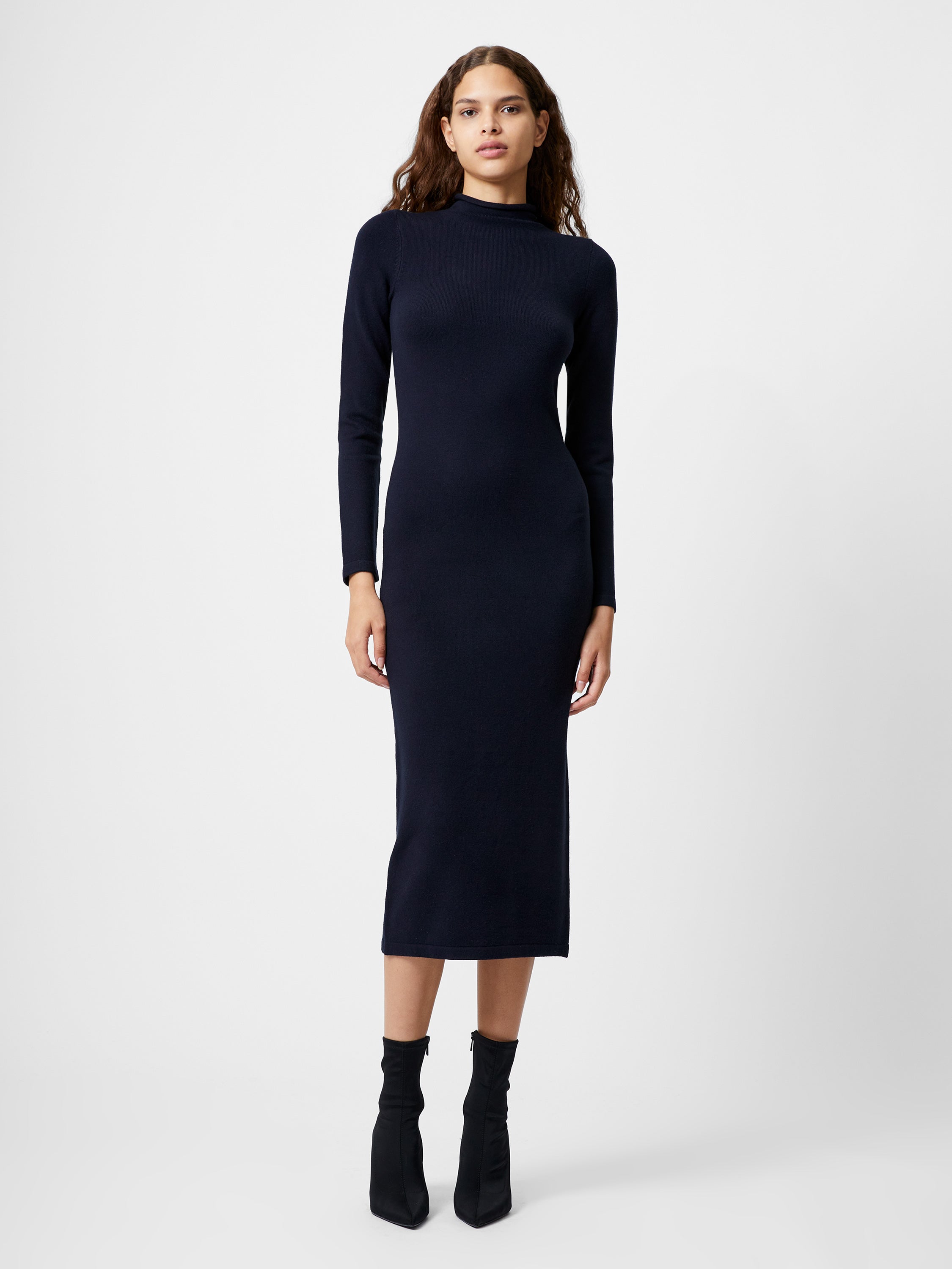 Elegante Vestido Mid-Largo con Cuello Alto en Tejido Ultra Suave