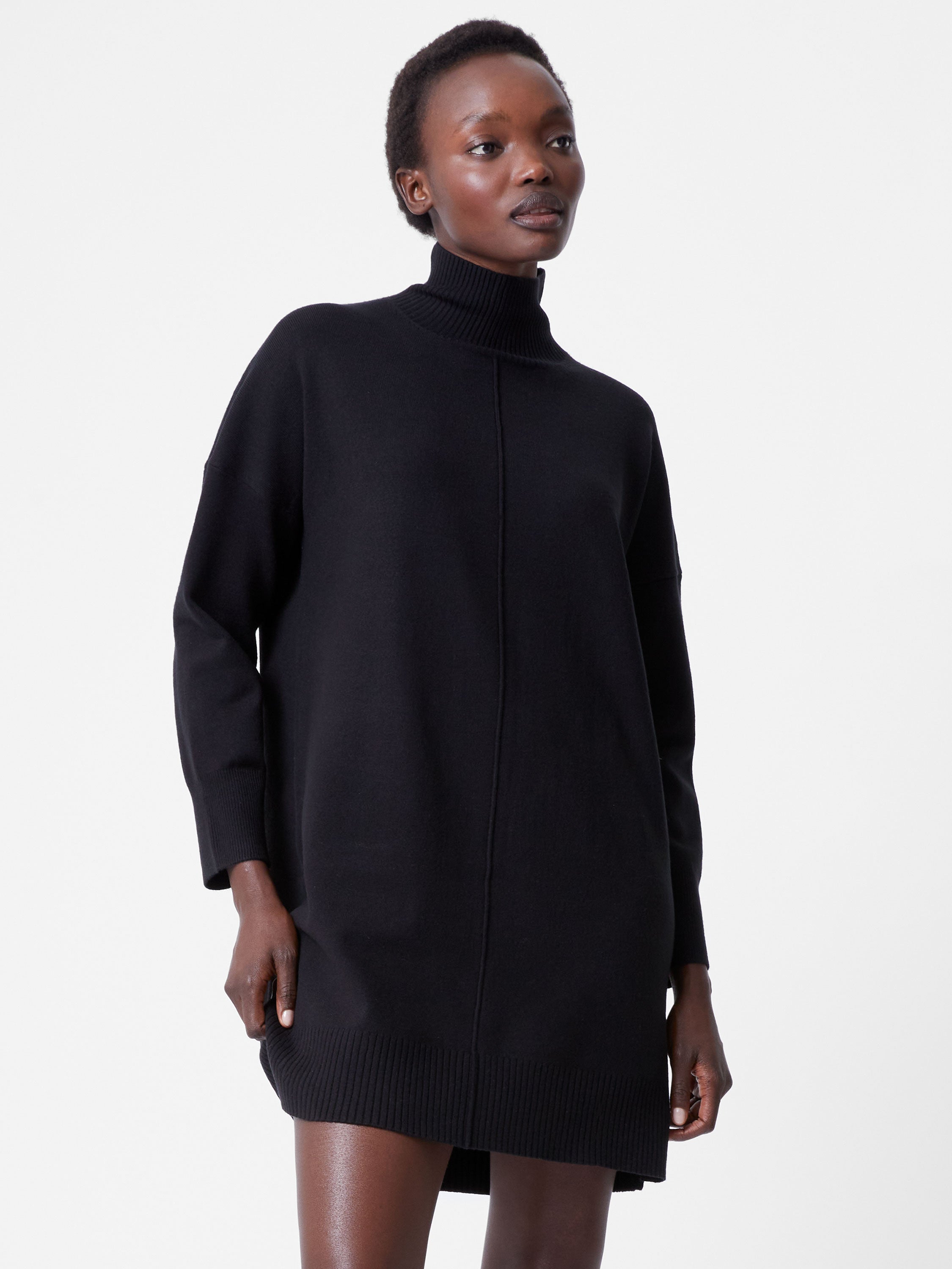 Vestido Corto de Cuello Alto con Detalles de Costura - Tejido Babysoft Ultra Suave