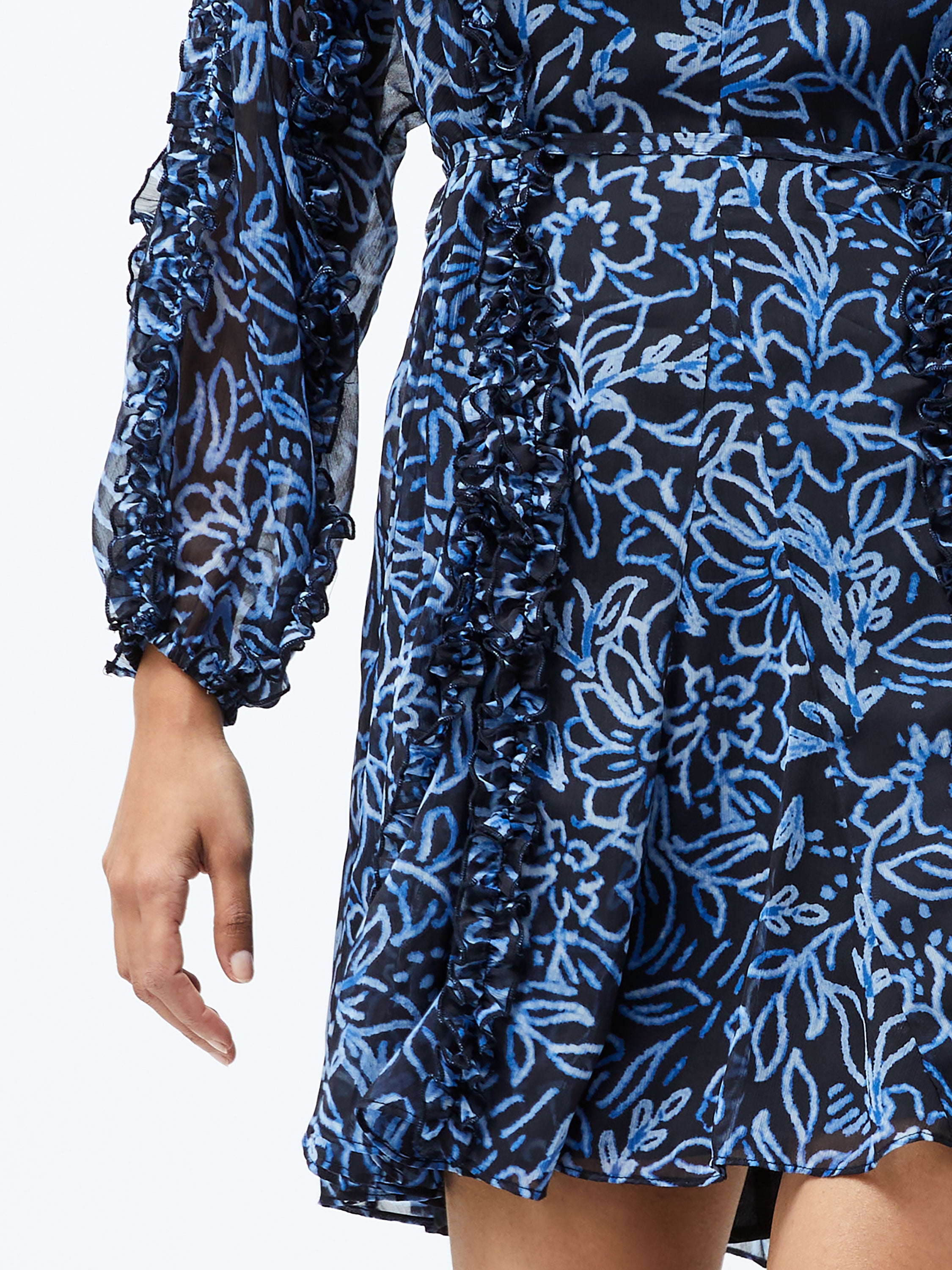 Anna Emina - Vestido Corto de Gasas Transparentes con Detalle Sutil, Elegancia Casual para Verano, Moda Femenina