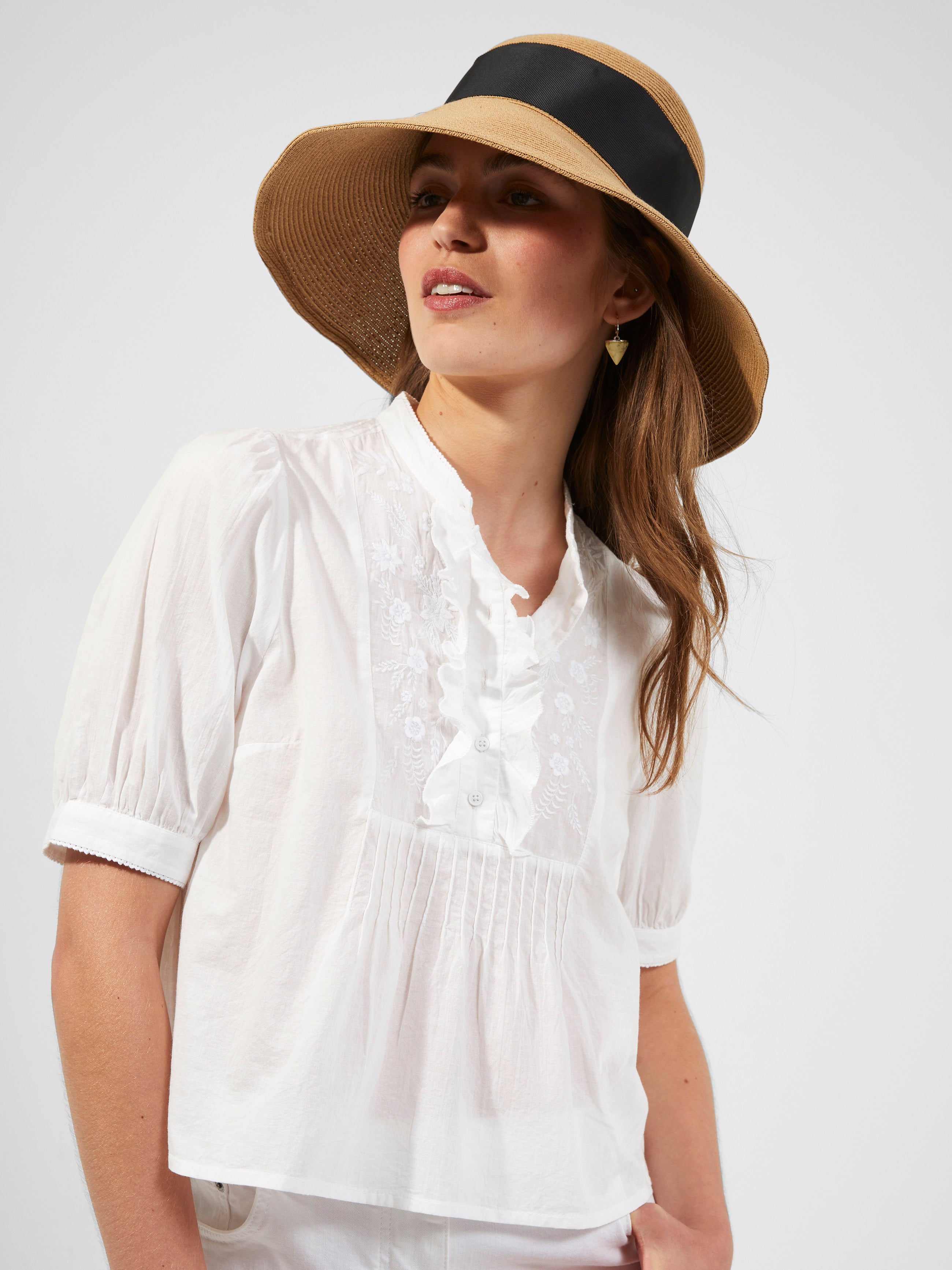 Alowie Blusa Corta en Algodón Orgánico con Detalles Bordados