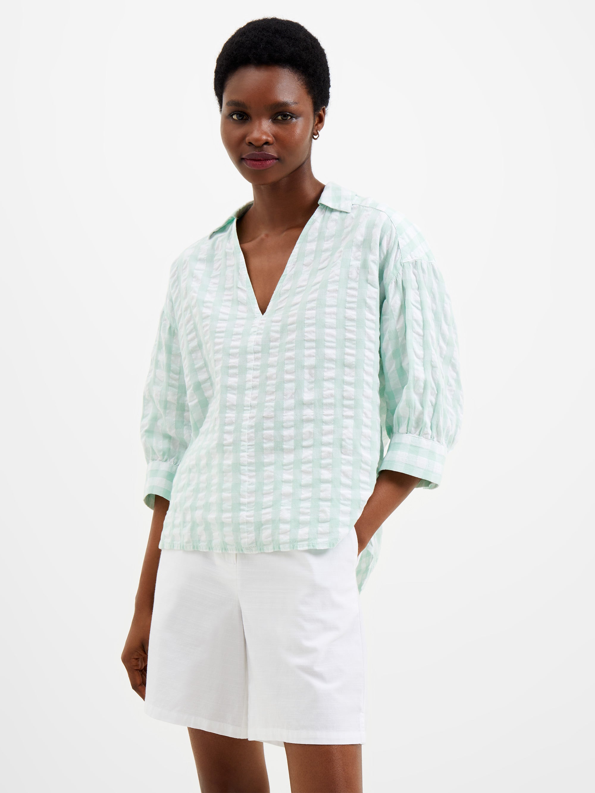 Blusa de Lino Fresco con Mangas Abullonadas y Estampado Cuadrillé