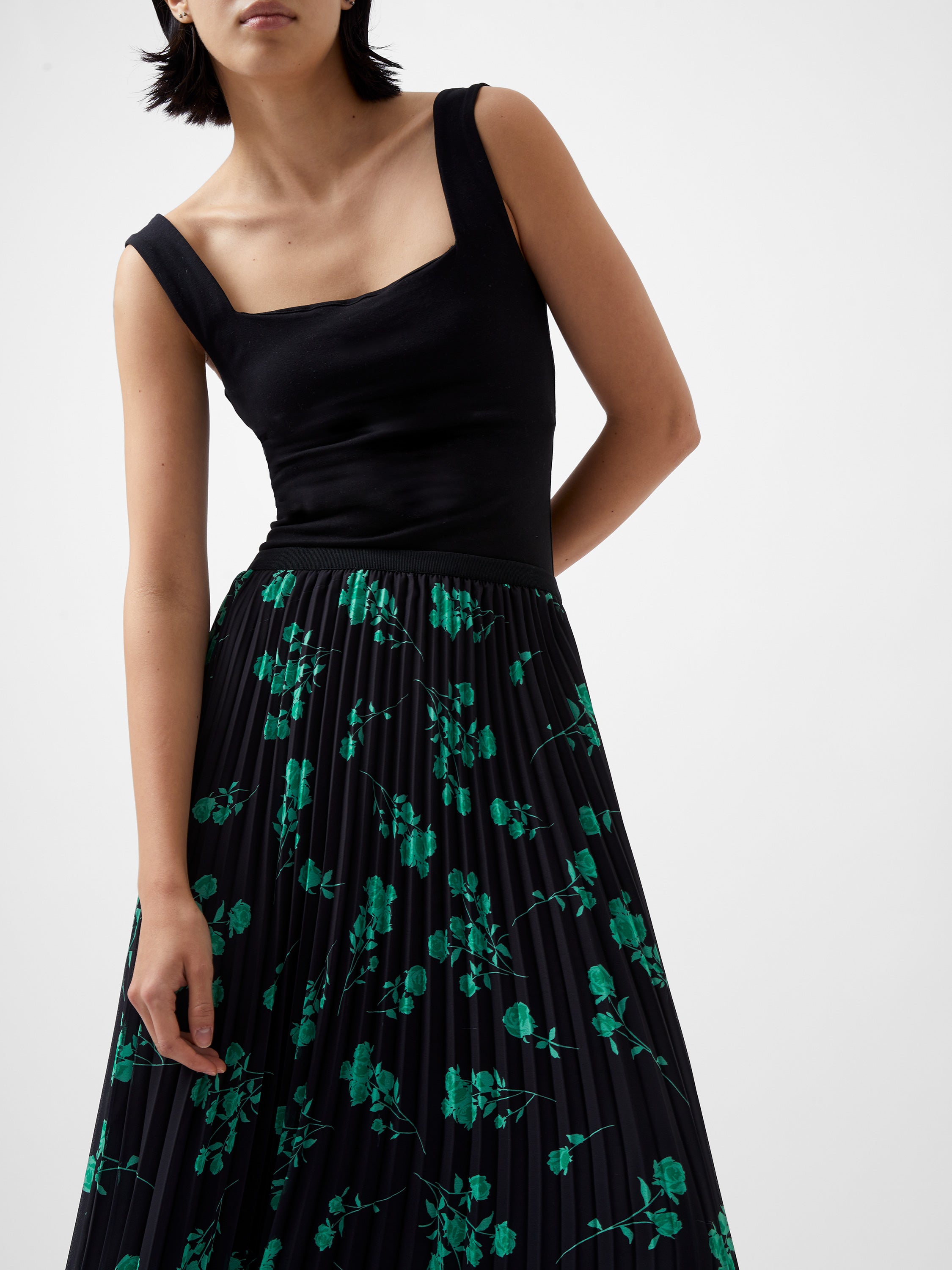 Falda Plisada Alessia con Tejido Reciclado - Estilo Sostenible y Elegante