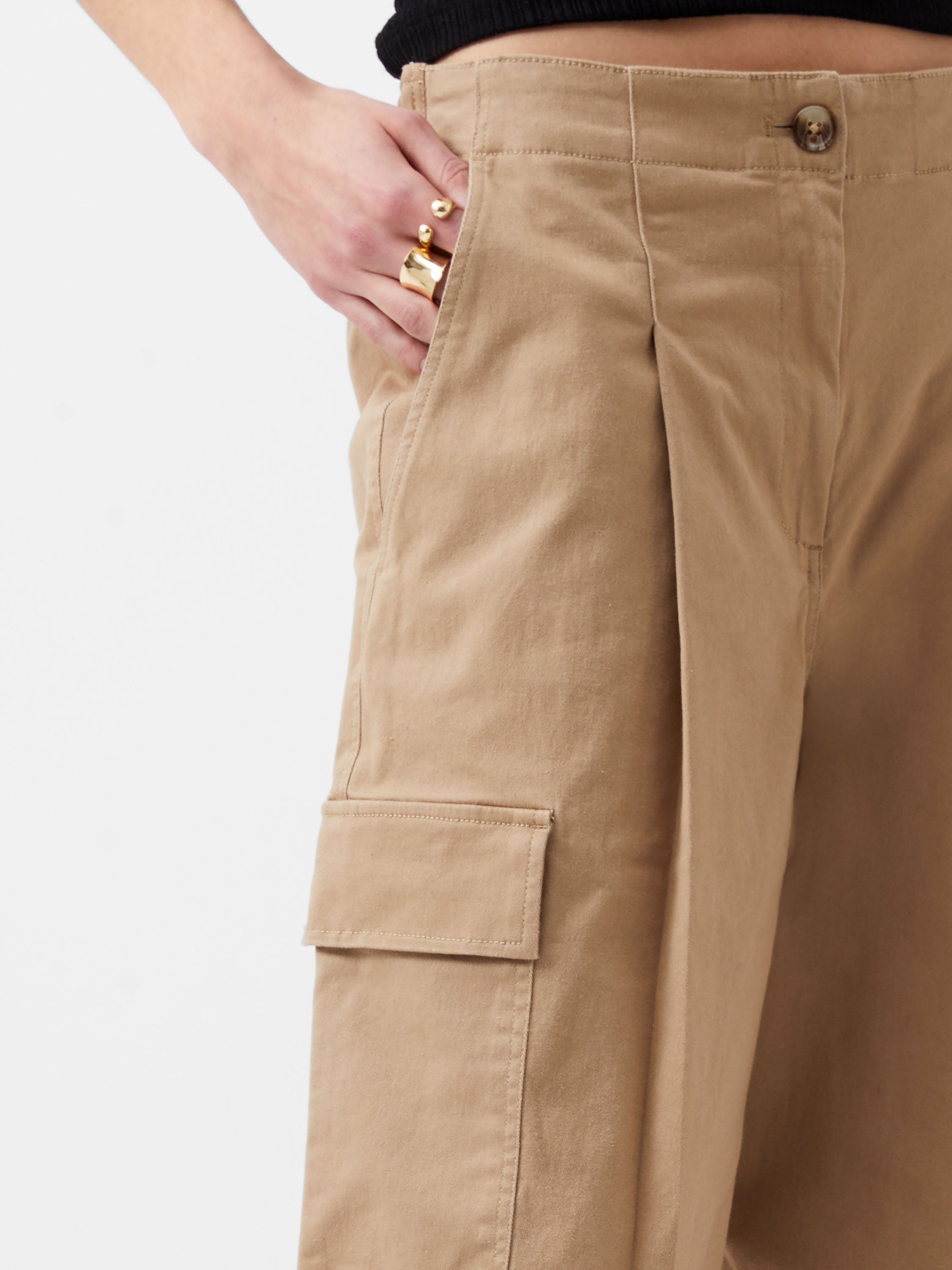 Pantalones Utilitarios Atena en Tela Sarga - Estilo Urbano con Múltiples Bolsillos