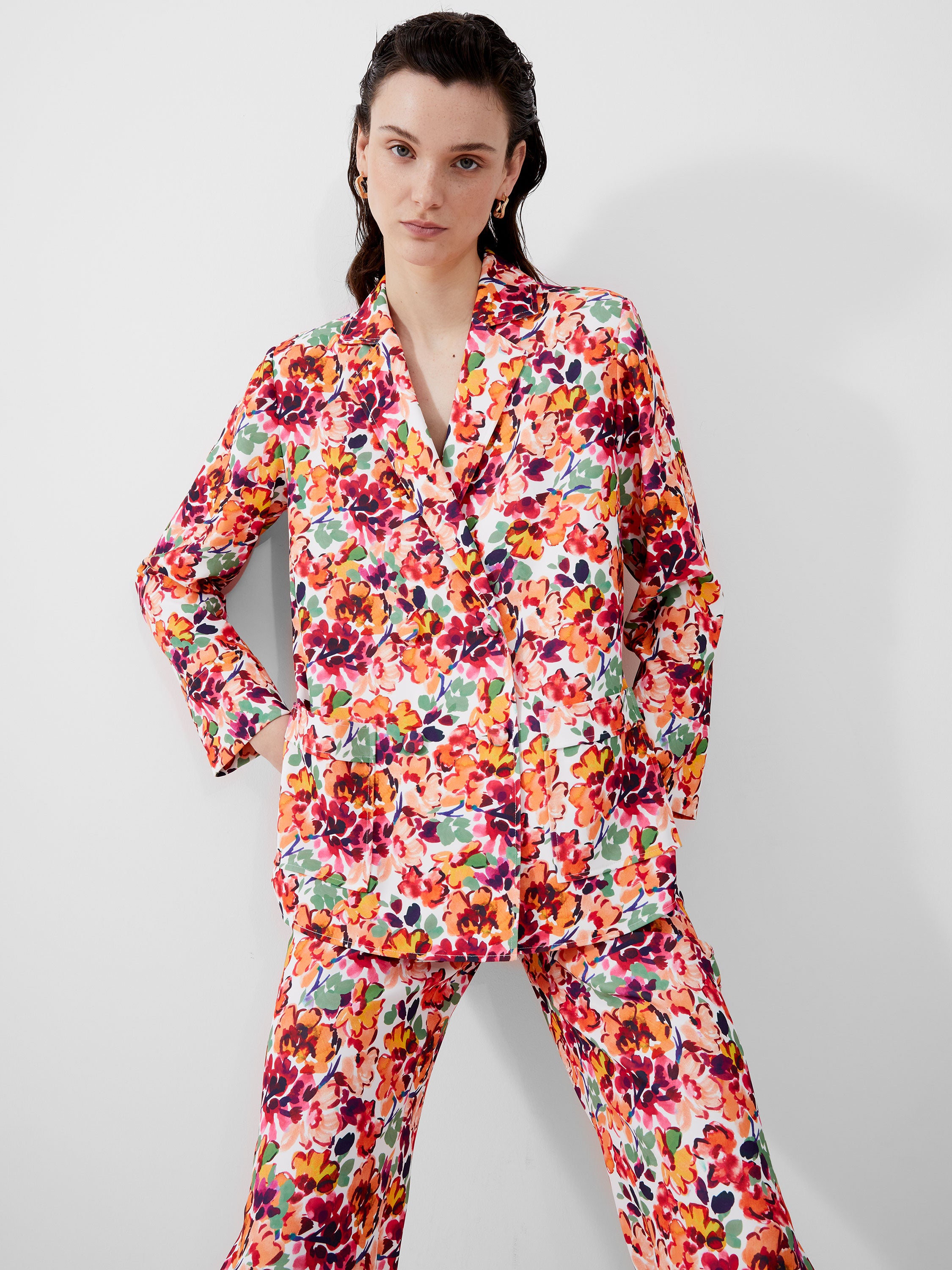 Chaqueta Elegante Harrie Brenna - Diseño Moderno y Confección Premium