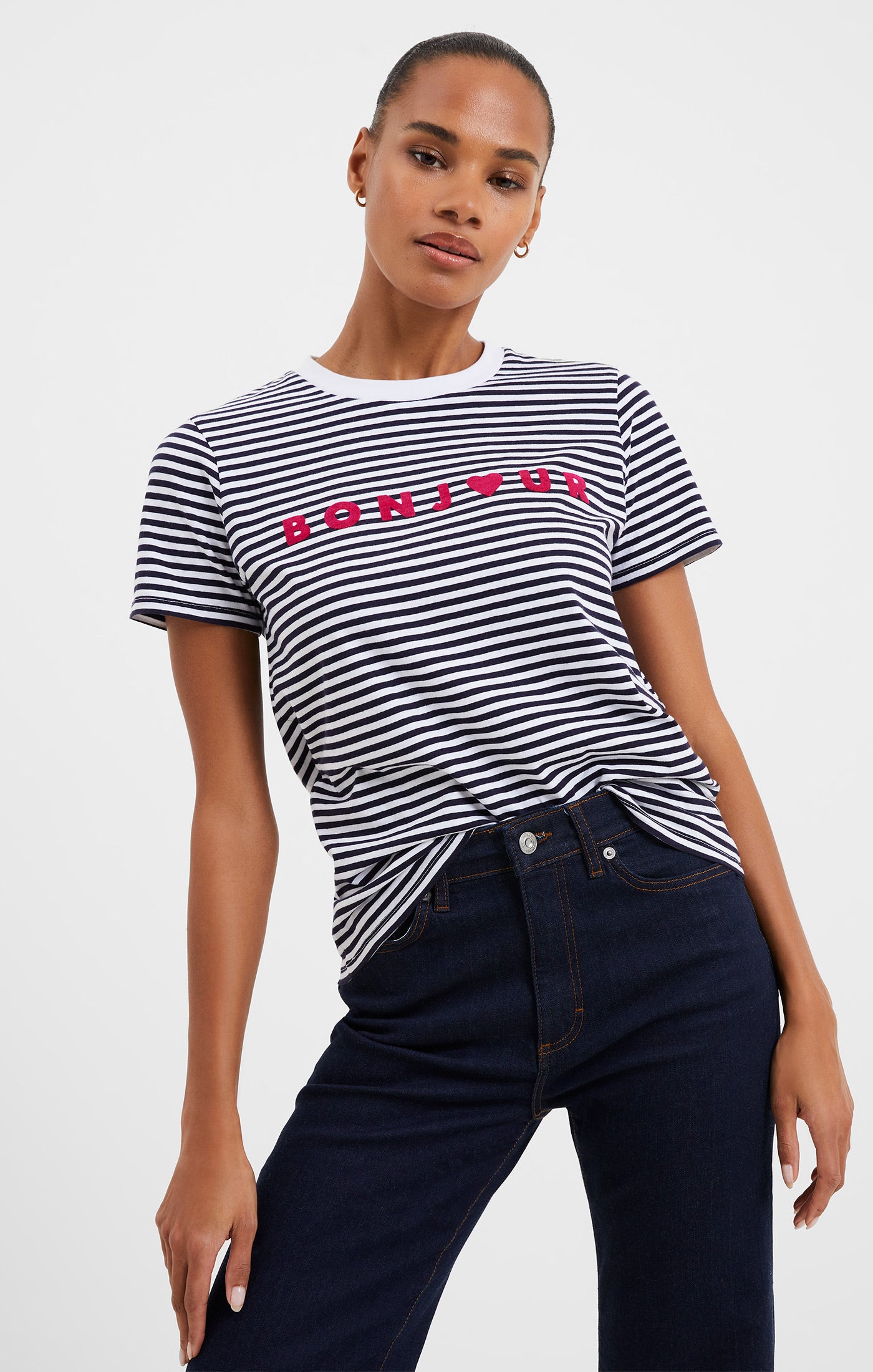 Camiseta Estampada Hola Rayas - Estilo Urbano con Diseño Moderno