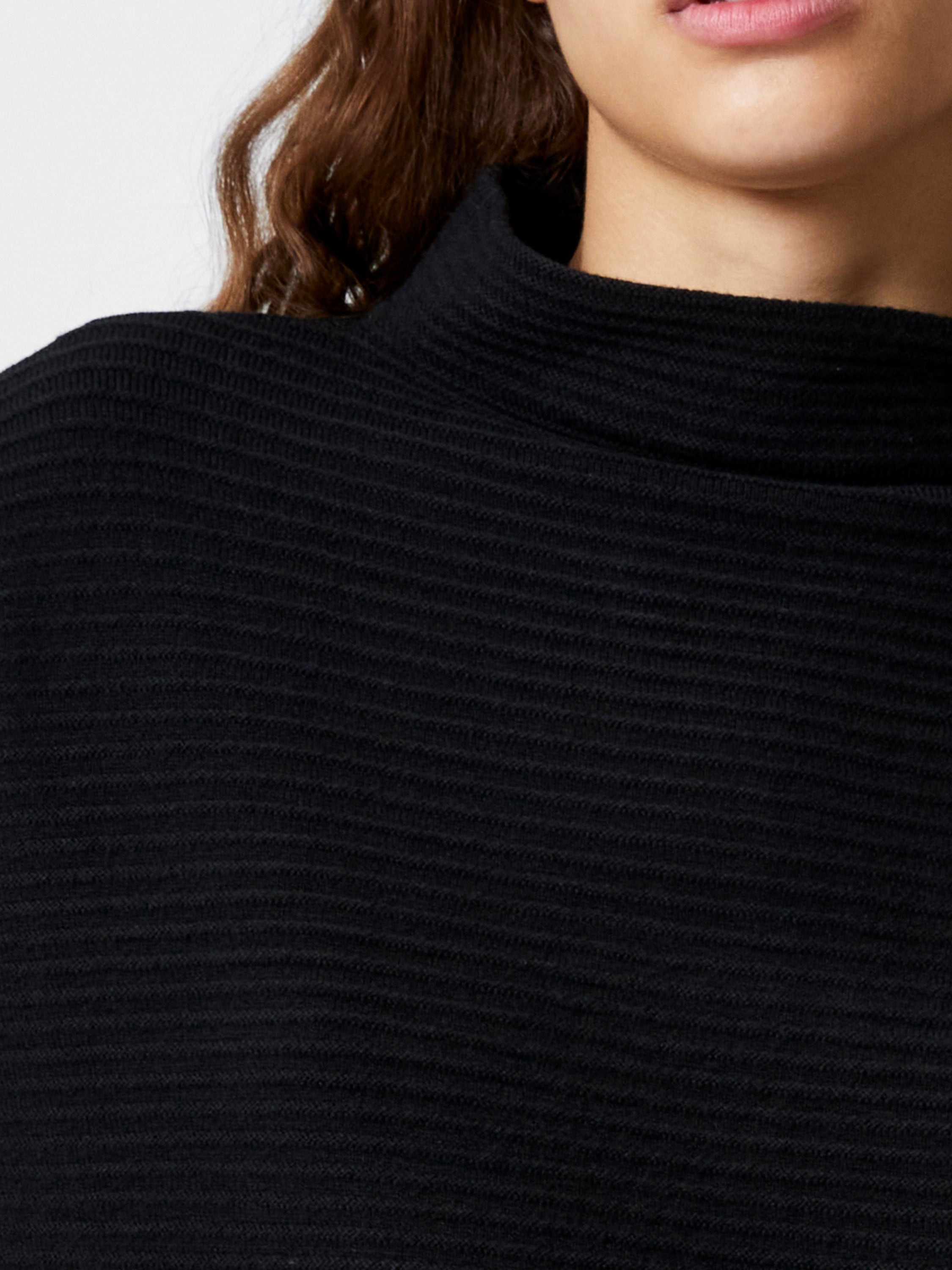 Sudadera Infantil Lena de Cuello Alto - Tejido Ultra Suave para Bebés