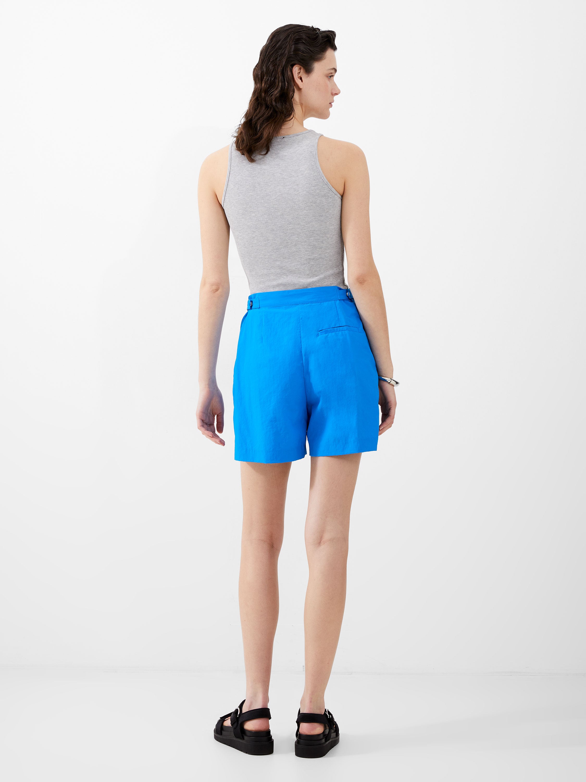 ¡Alora Shorts Deportivos! Pantalones Cortos Ligeros para Verano - Estilo Moderno y Cómodo