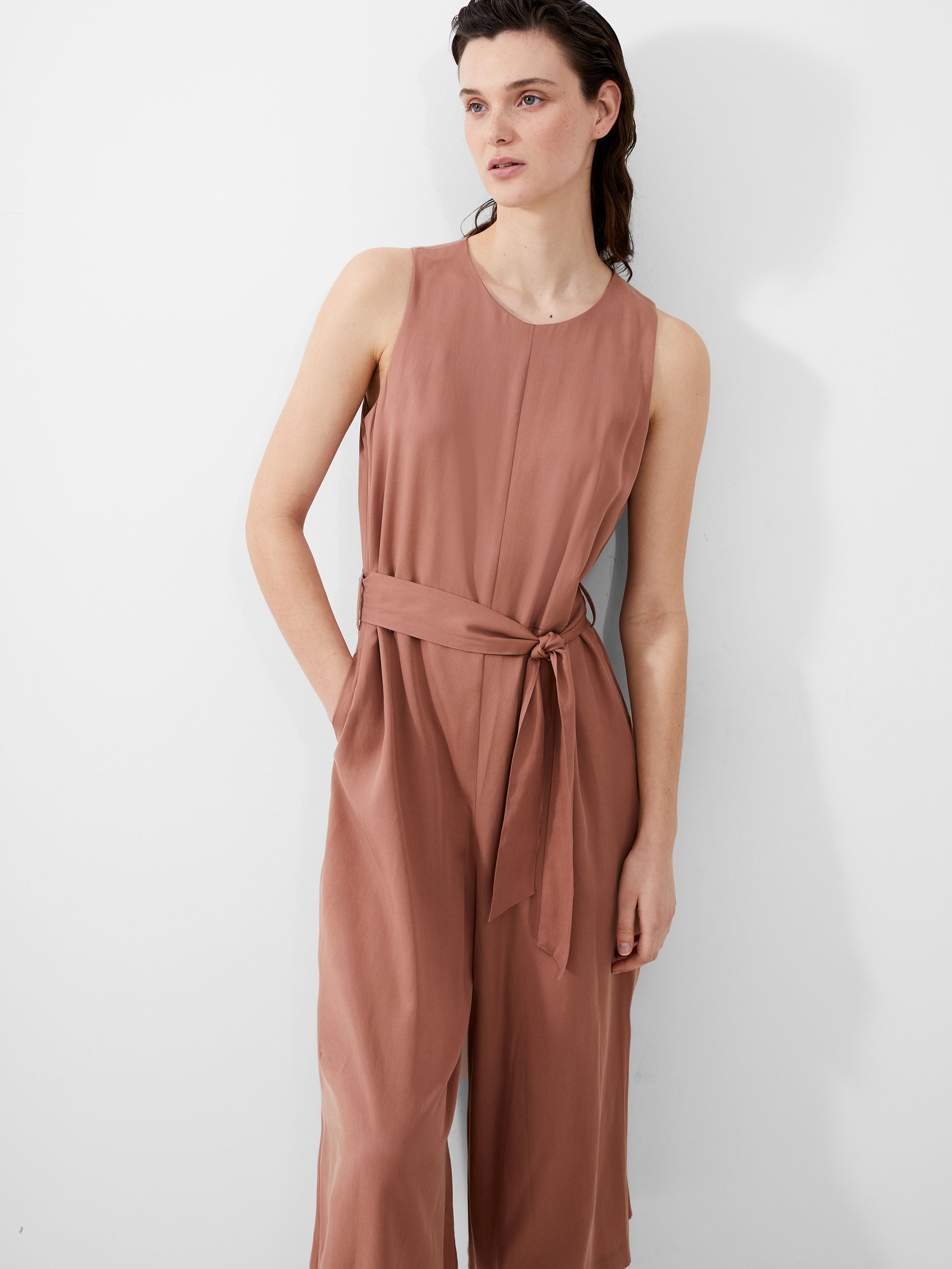 Arielle - Mono Enterizo Elegante con Diseño Moderno para Mujer (Estilo Casual y Cómodo, Colección Primavera-Verano)