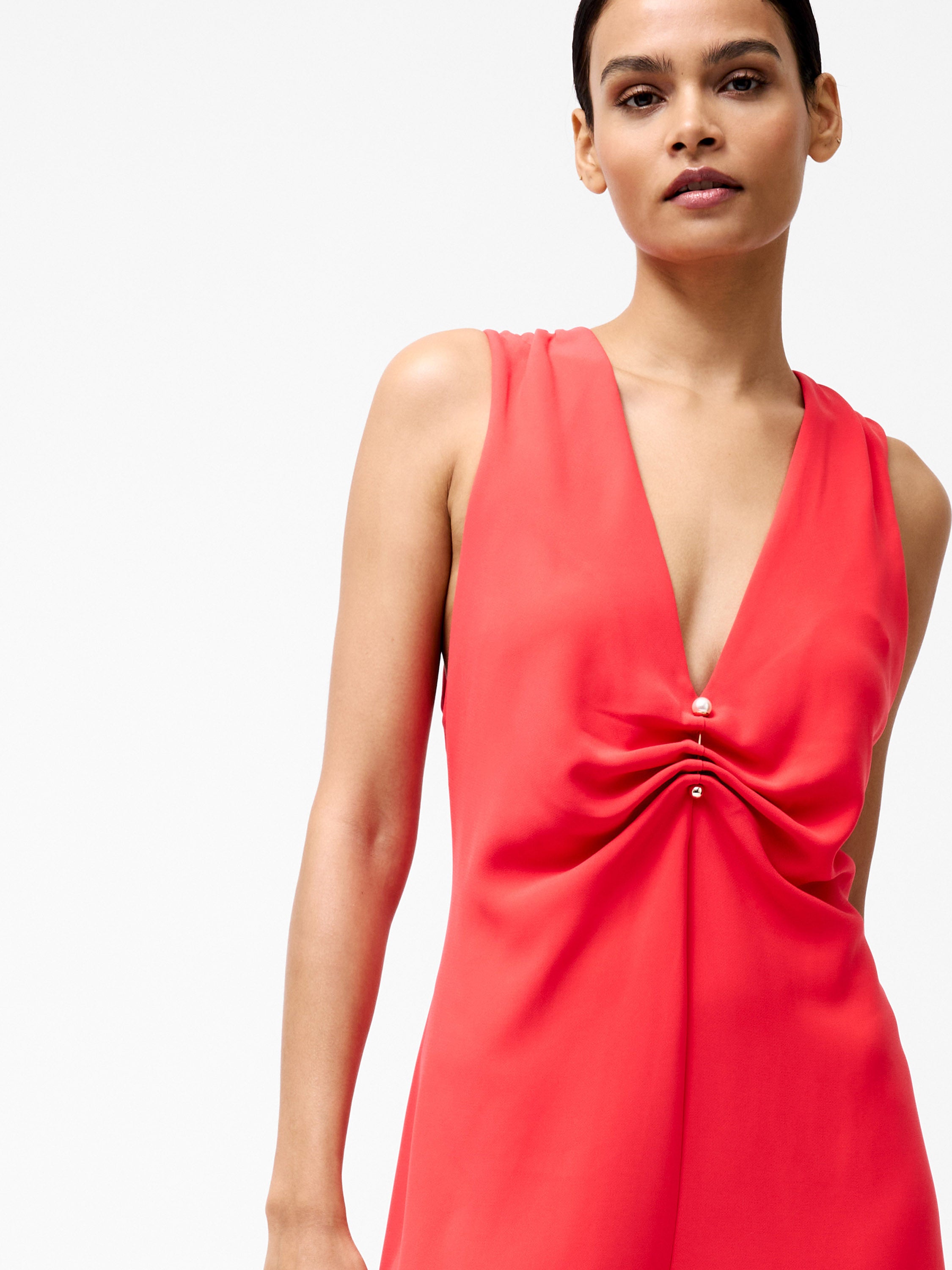 Elegante Mono Enterizo Arelette con Diseño Holgado y Tiro Alto - Colección Primavera