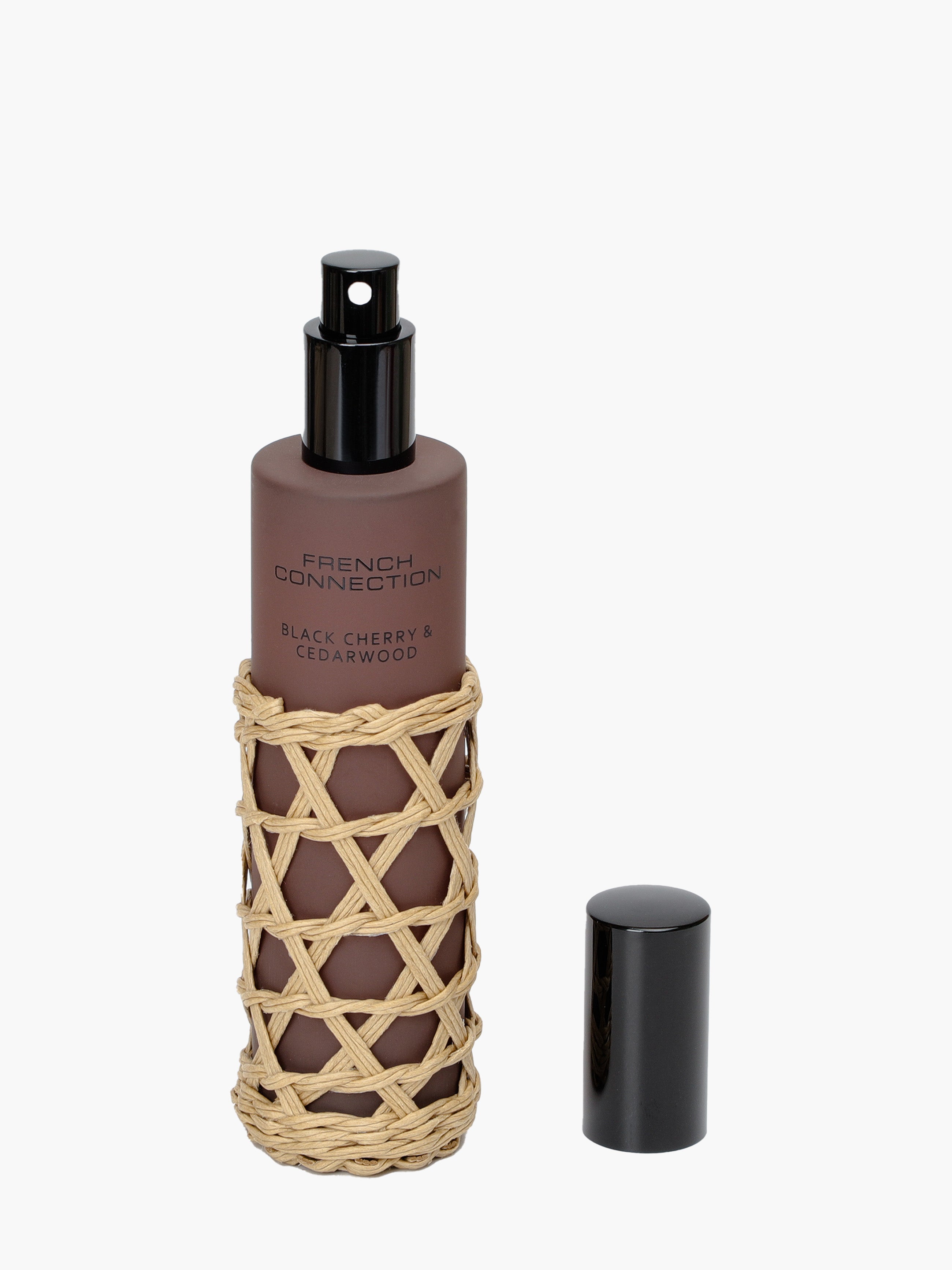 Spray Ambiental Artesanal con Aroma de Cereza Negra y Cedro