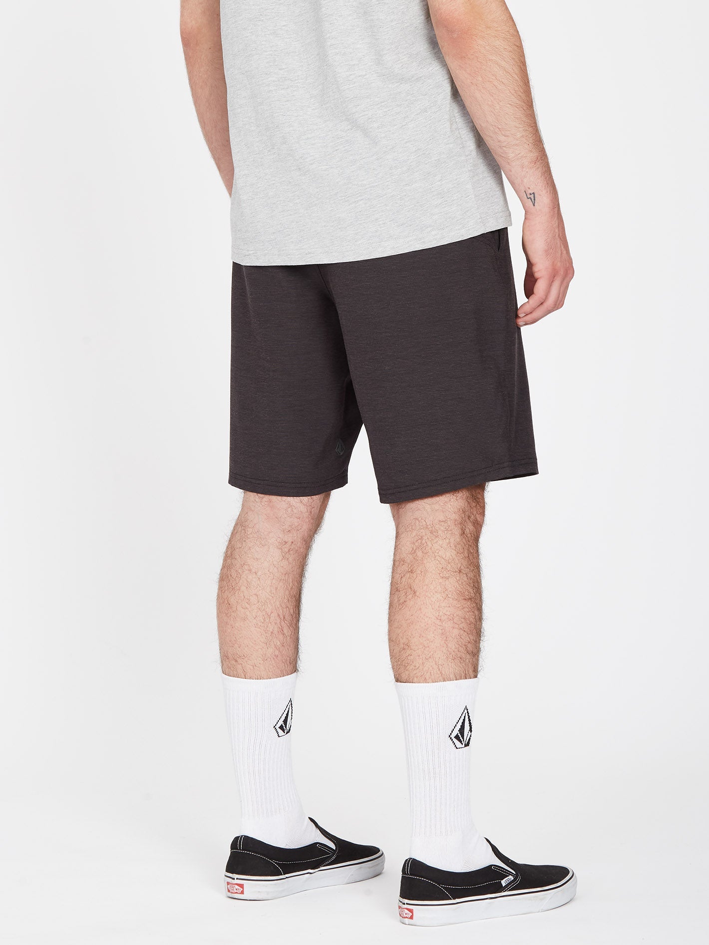 Pantalón Corto Multiusos Slub Frickin con Detalles Rasgados - 51cm en Ébano (Ajuste Perfecto para Hombre/Mujer)

（：、、、