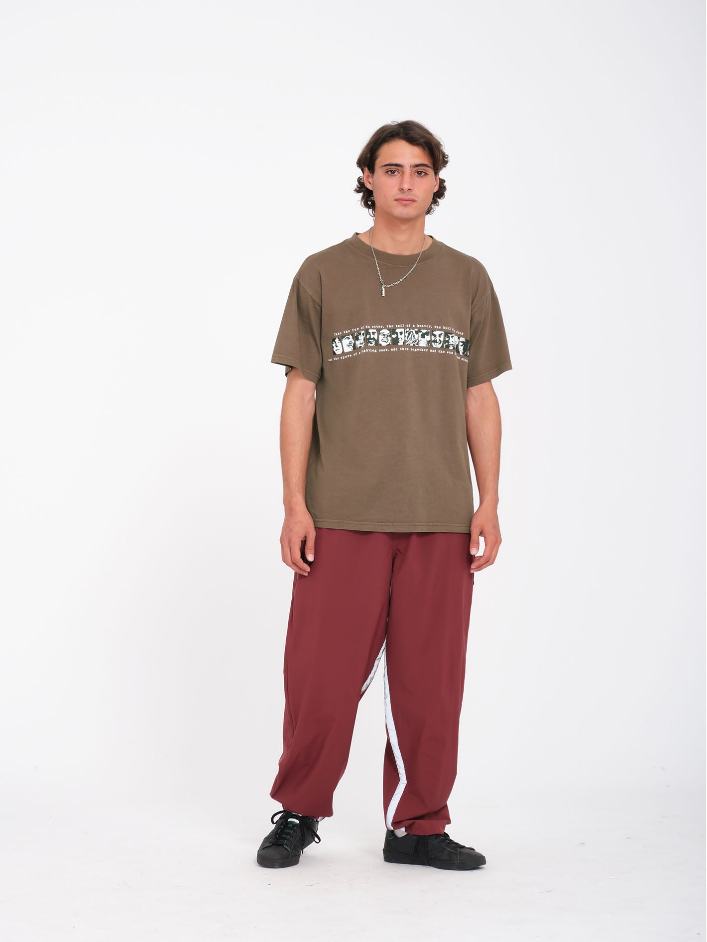Camiseta Urbana Remy Vitals para Skaters - Color Tierra Desgastada