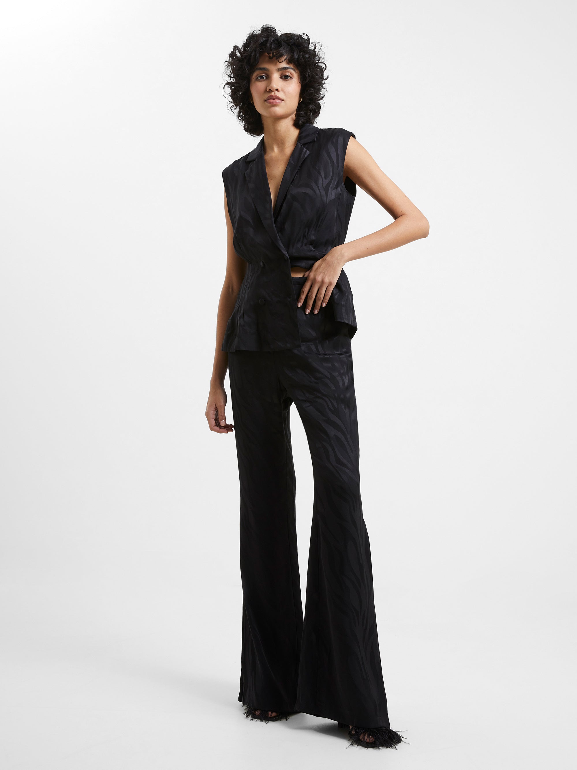 Aba Pantalones Sostenibles en Satén Ecológico - Moda Consciente