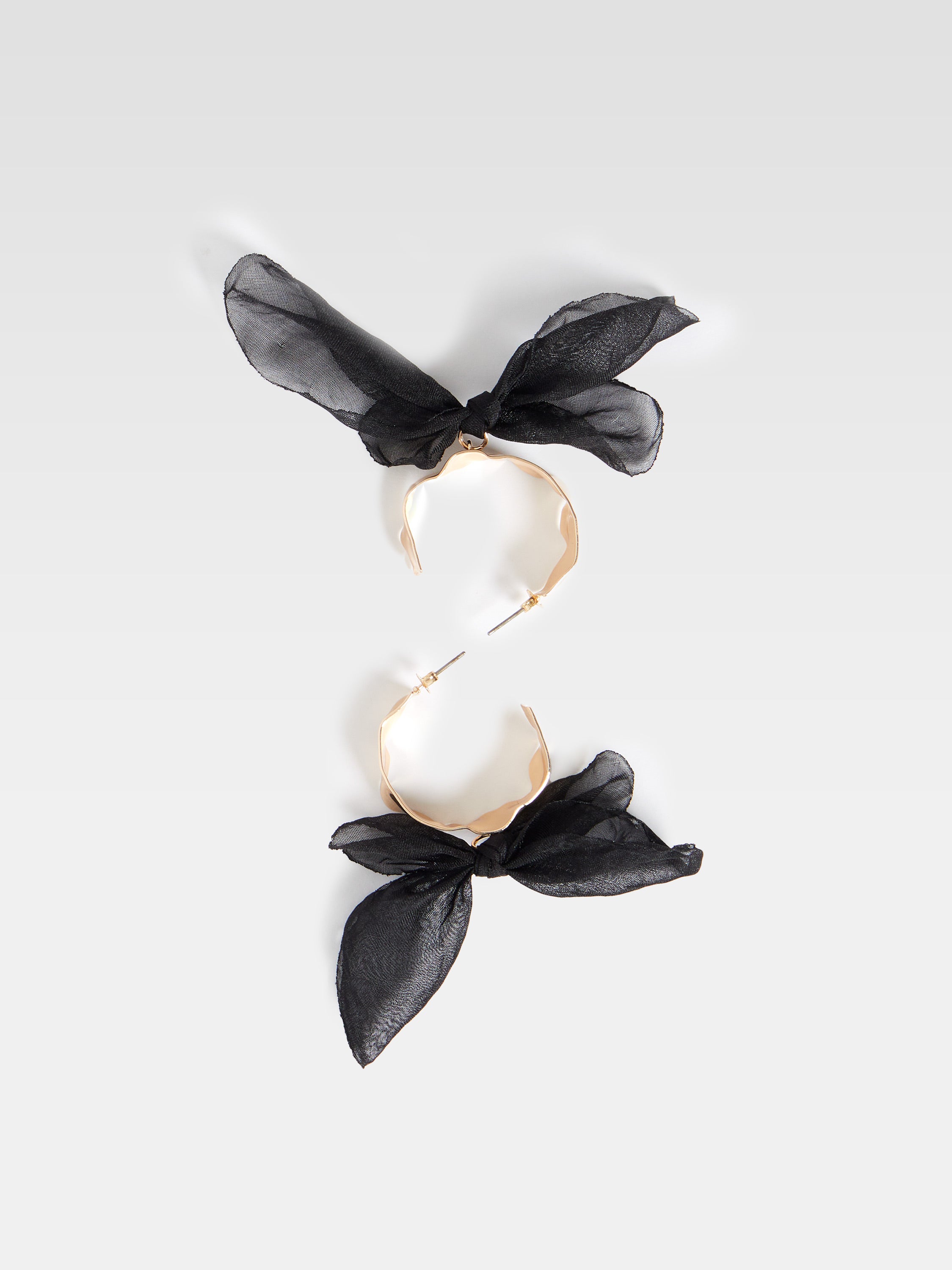Aretes Argollas con Moño Elegantes - Detalle Brillante en Plata Sterling para Mujer